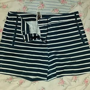 High waisted shorts (juniors)